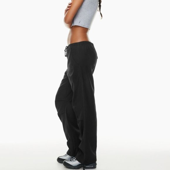 NWT! Aritzia TNA Cache Cargo Pants Size XS - Picture 2 of 11